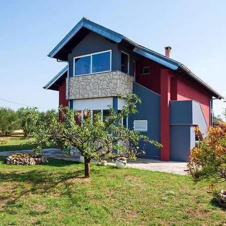 Luxurious In Opot With Pool 4* Sopot (Zadar)